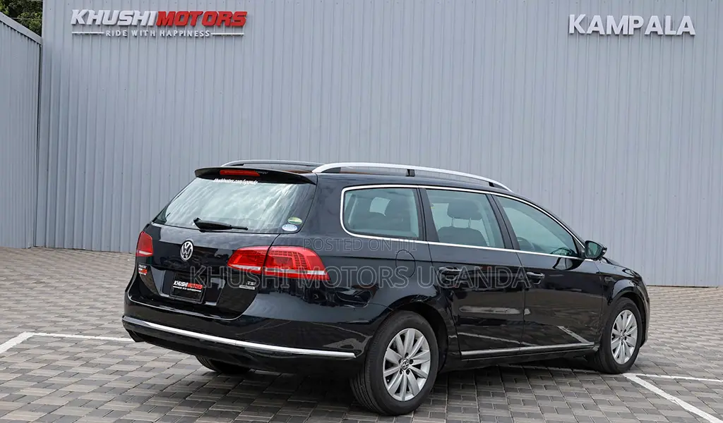 Volkswagen Passat 2012 Black