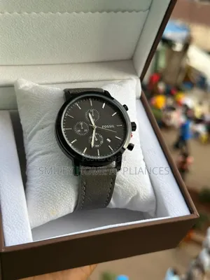 Leather Strapped Fossil Men's Authentic Wrist Time Piece
