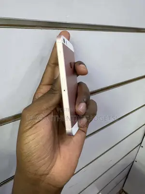 Apple iPhone SE 32 GB Gold