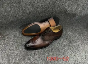Men’S Classic Brown Clarks Gentle Lace Up Oxfords
