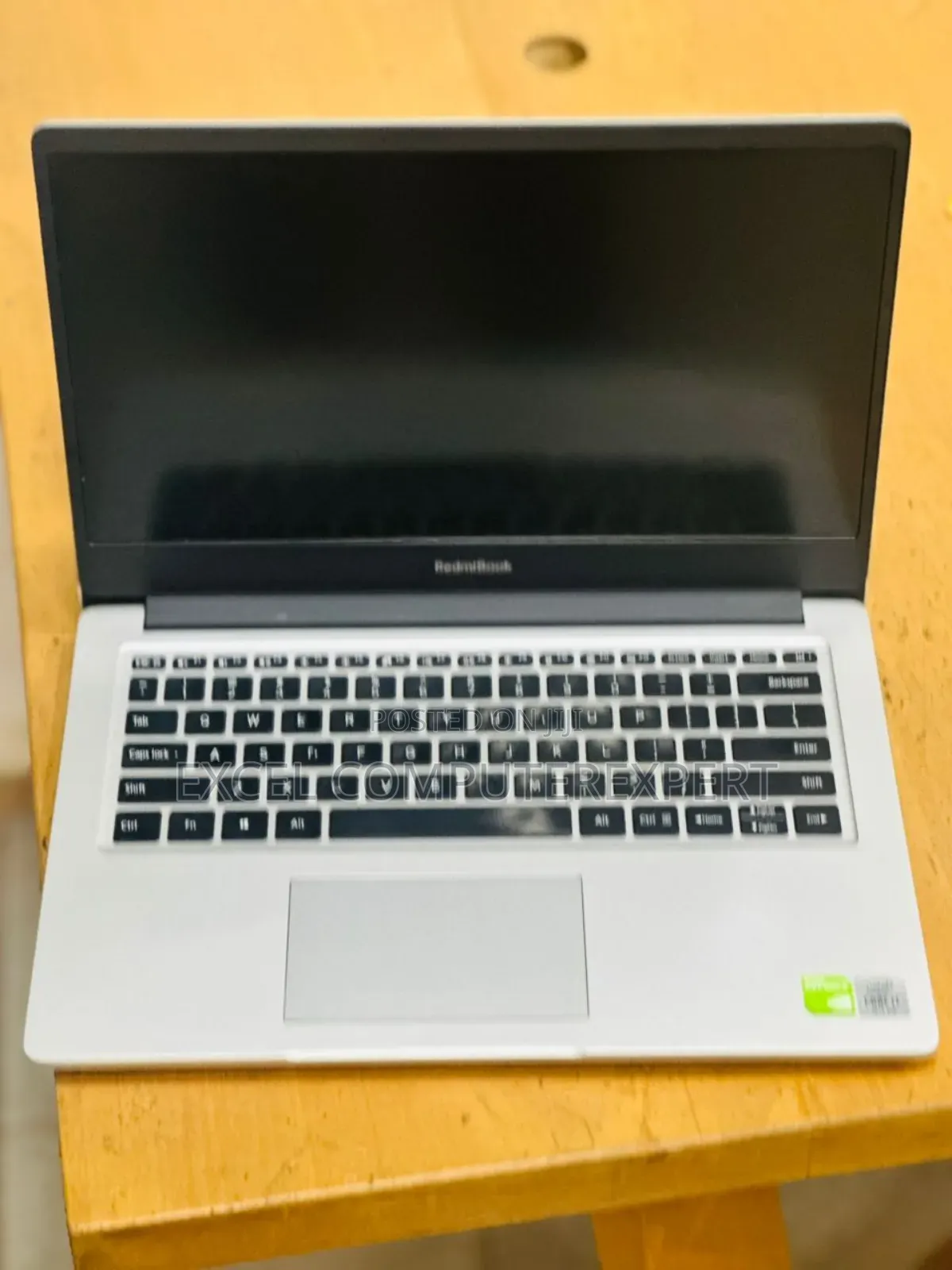 New Laptop Over Powered 8GB Intel Core I7 SSD 256GB
