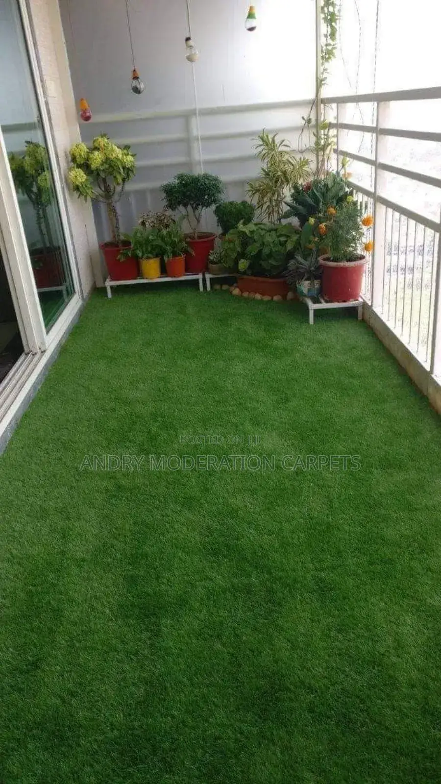 Clean Synthetic Grass Carpet