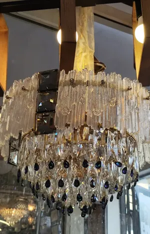 Chandelier With 6 Bulb Holders