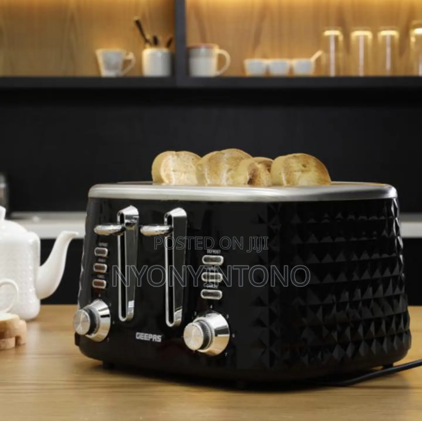 Geepas Top-Quality 4slice Bread Toaster GBT-36537