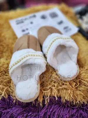 Warm Fluffy Lightweight Bedroom Indoor Sandals (38-44 Size)