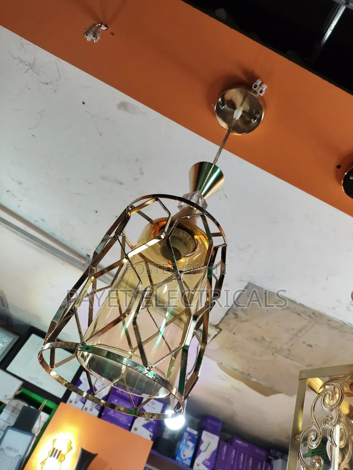 Goldish Pendant Lamp Holder