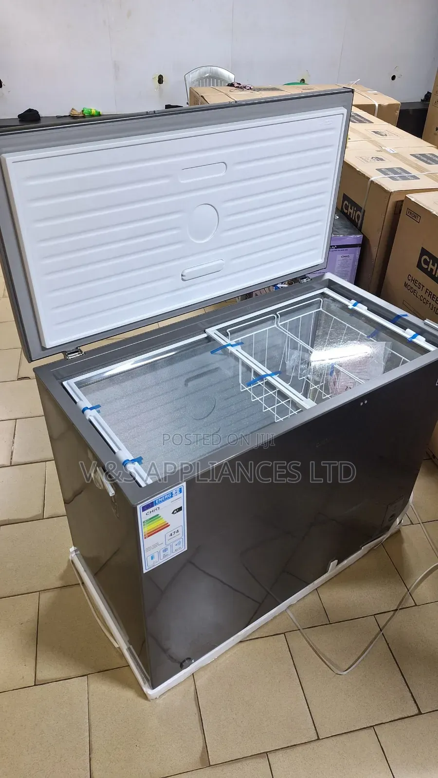 330l Chiq Freezer