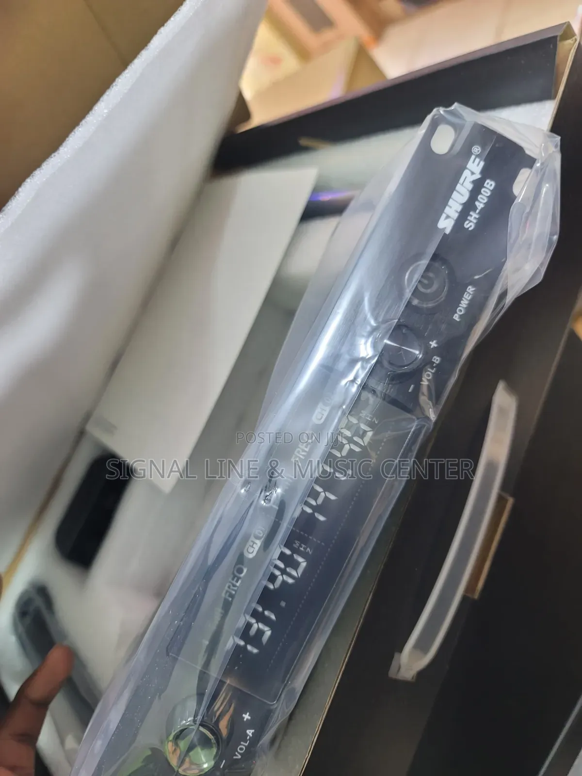 Shure Wireless Microphone