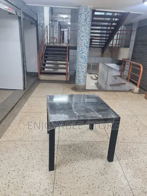 Square Plastic Table for Beaches/Dining/Bars/Events