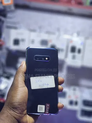 Samsung Galaxy S10e 128 GB Black