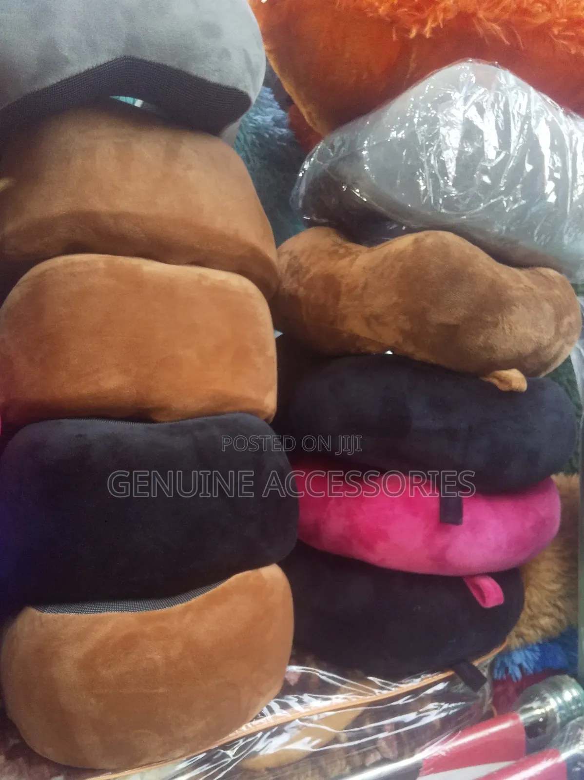 Neck/Travel Pillow