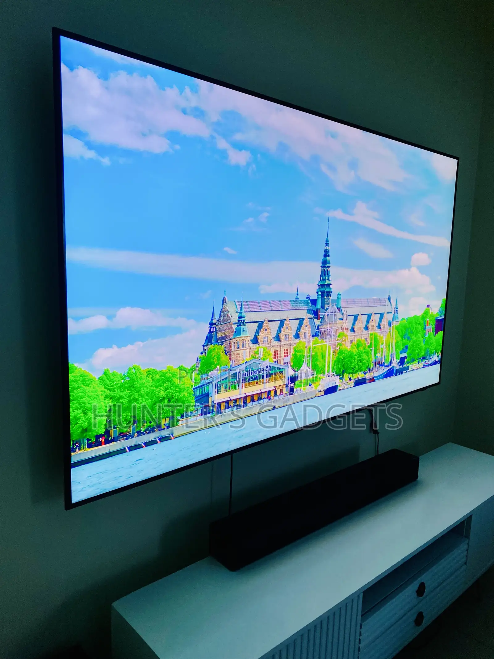 85 Inch Samsung Bu8000 Smart Tv With Ai Processor