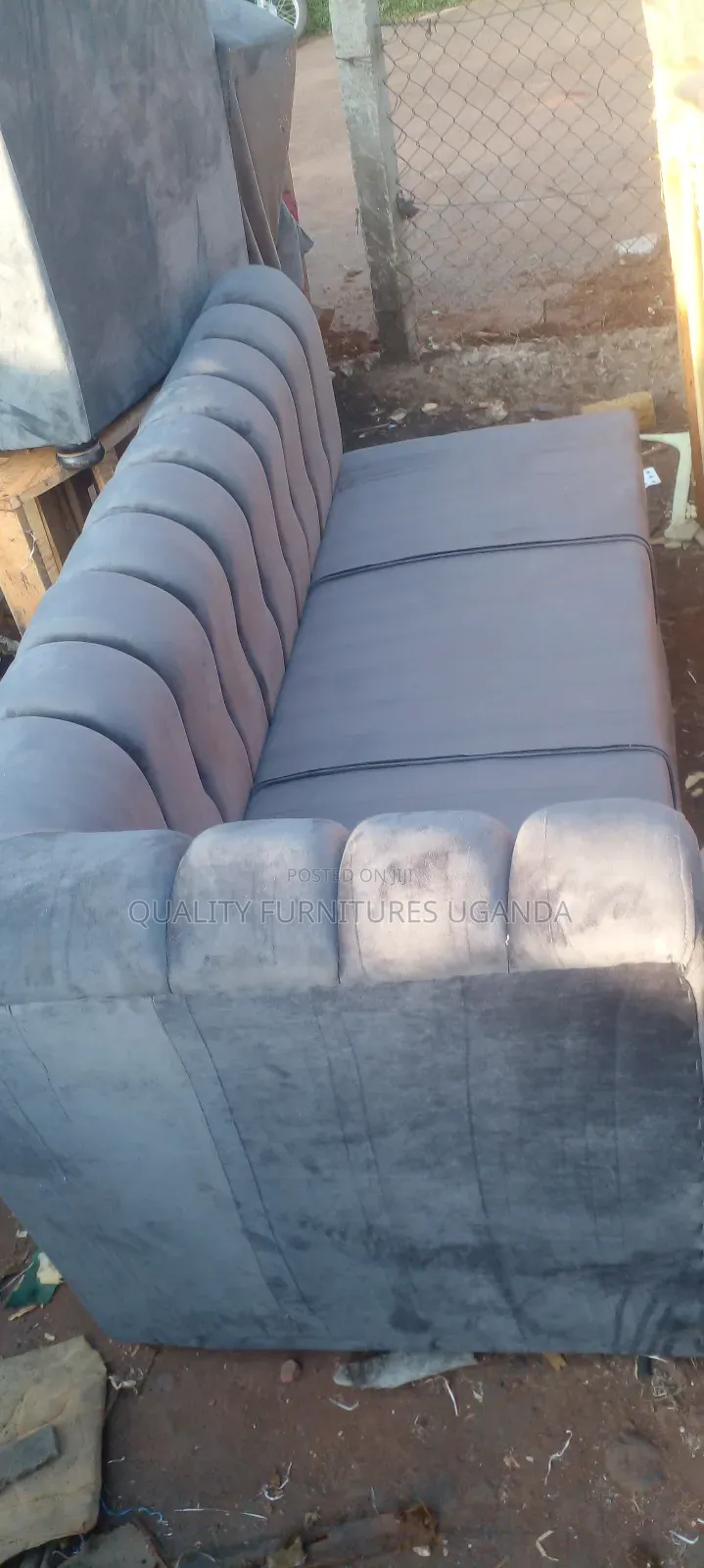Simple 3 Seater