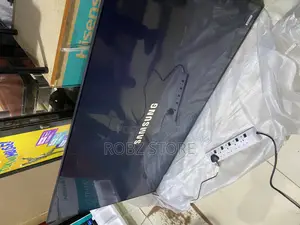 Samusung 65”