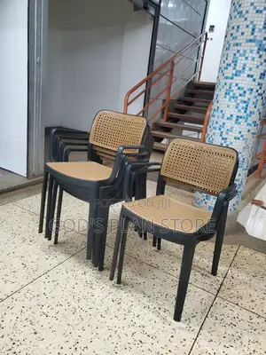 New Restaurant Plastic Chairs Plastic Chairs