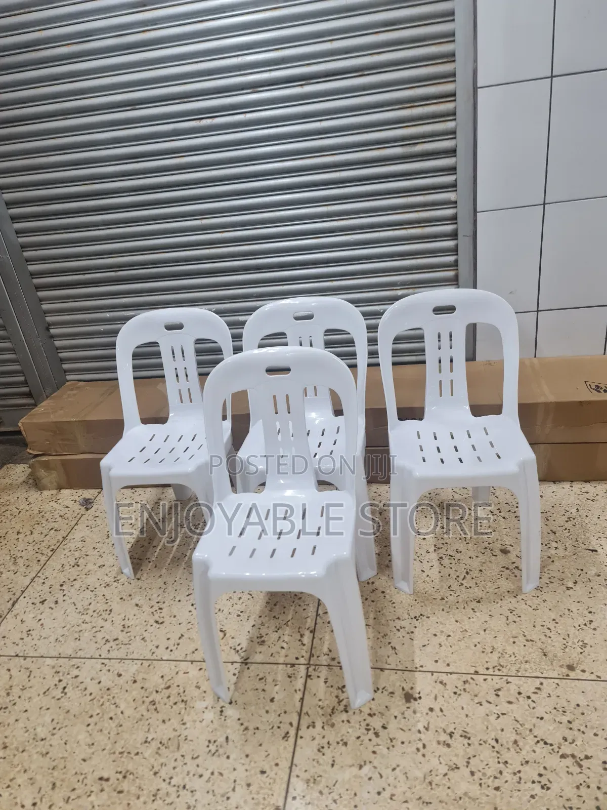 Translated Plastic Chairs Plastic Chairs for Church/Events