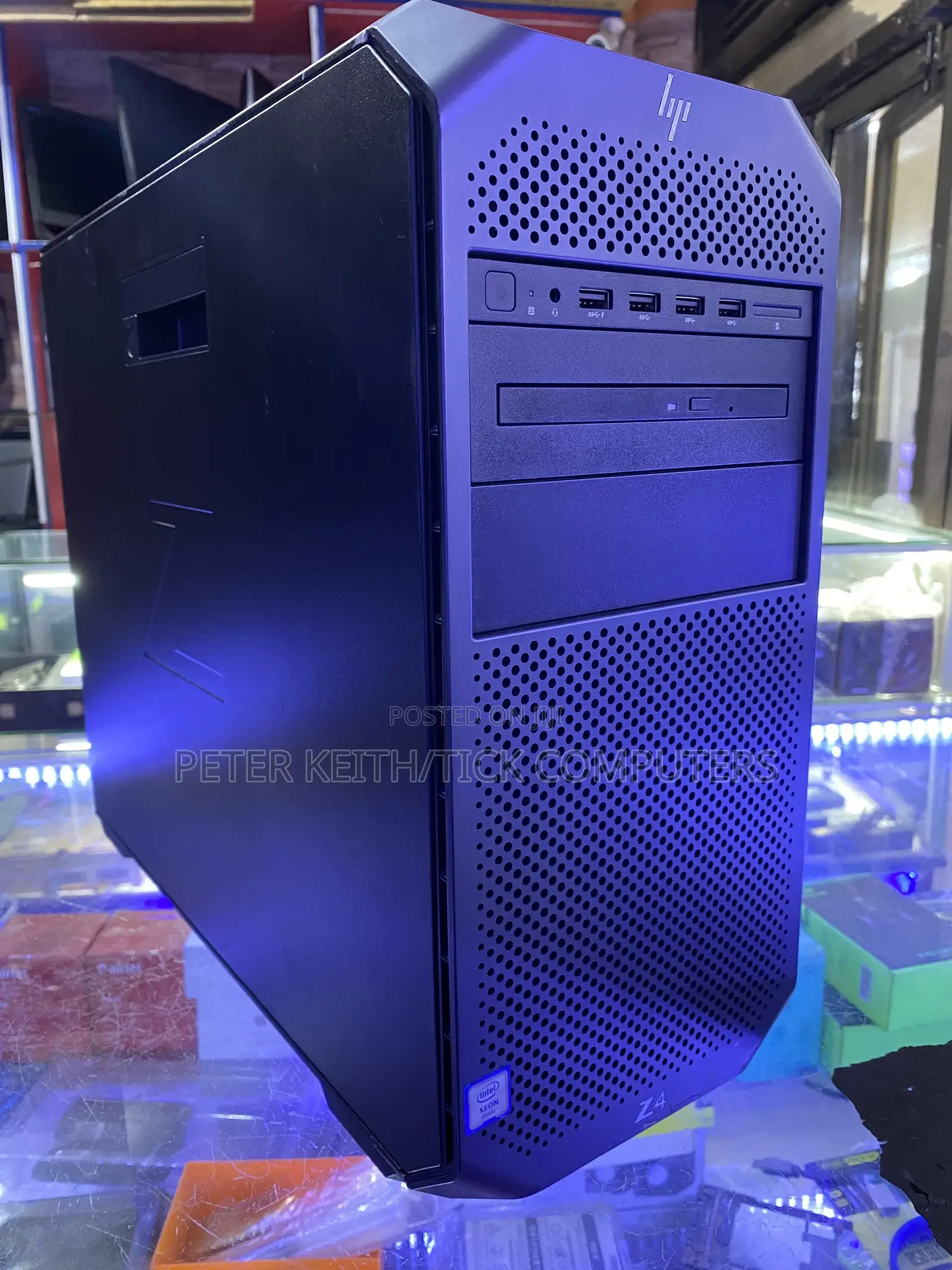 Server HP Easy Connect 32GB Intel Xeon HDD+SSD 2T