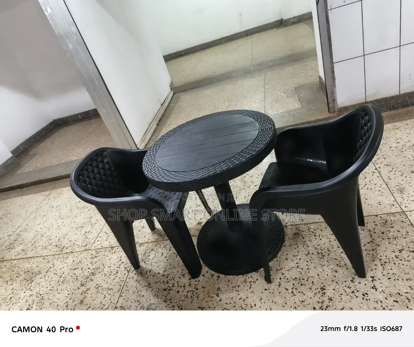 Plastic Table and 2 Chairs for Beach/Hotels/Bars/Restaurant