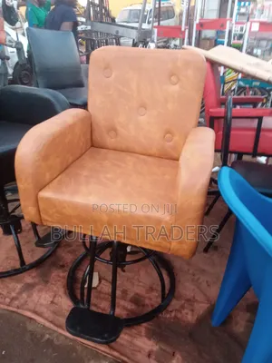 Barbers Saloon Chair Heavy Base