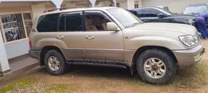 Toyota Land Cruiser Cygnus 4.7 1999 Gold