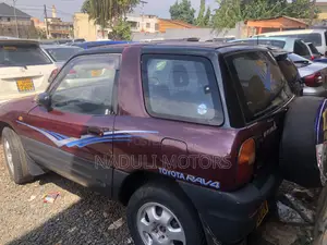 Toyota RAV4 1999 Red