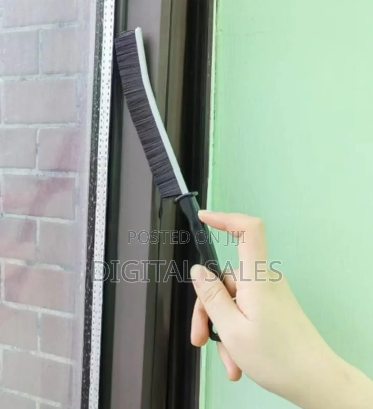Multifunctional Window Crevice
