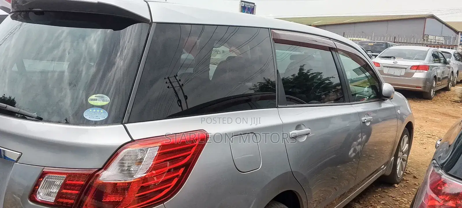 Subaru Exiga 2010 Silver