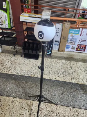 Tripod for Tracking