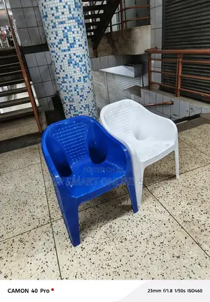 Dack Blue/White Plastic Chairs Plastic Chairs