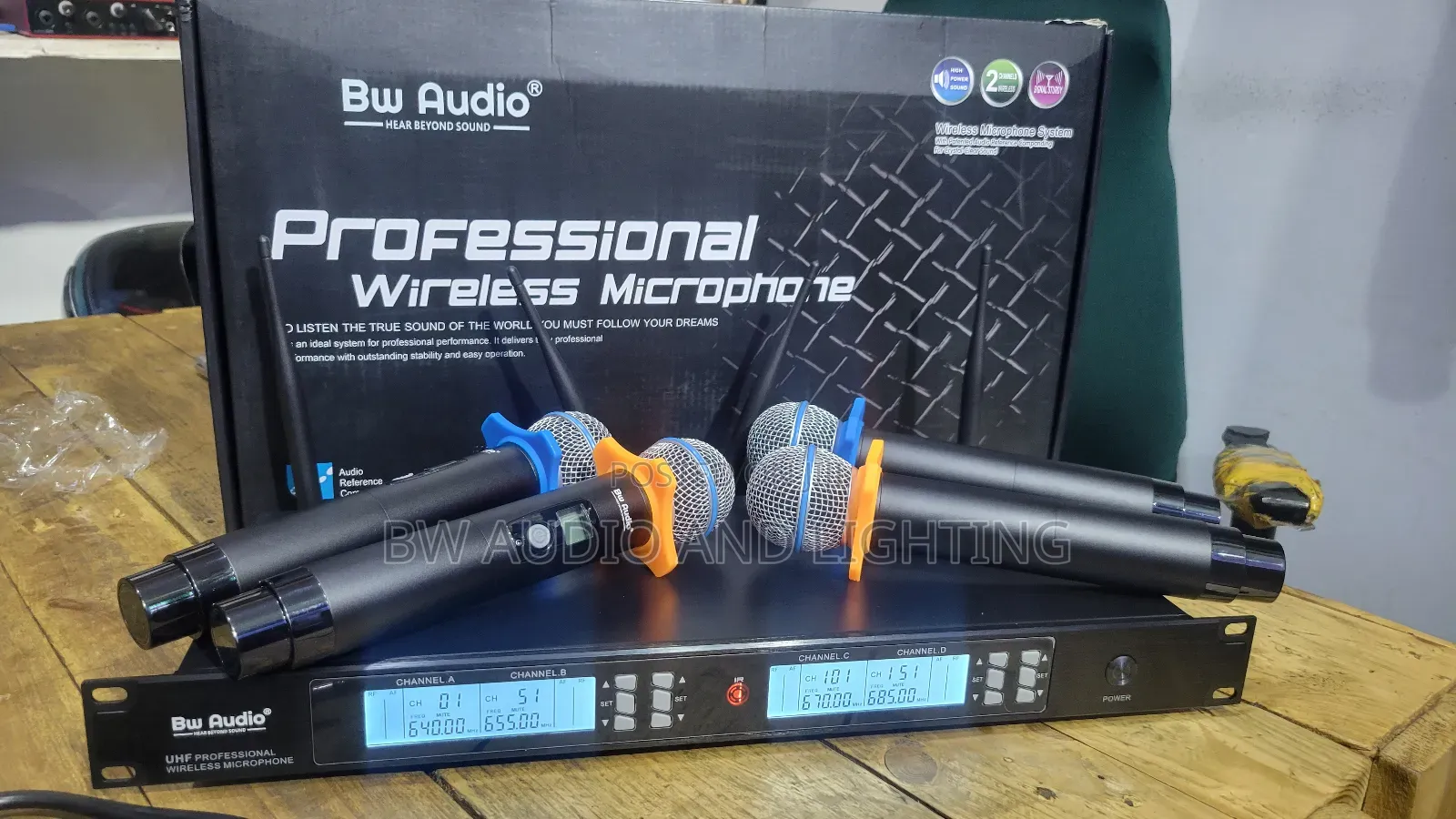 4 Channel Professional Wireless Microphone