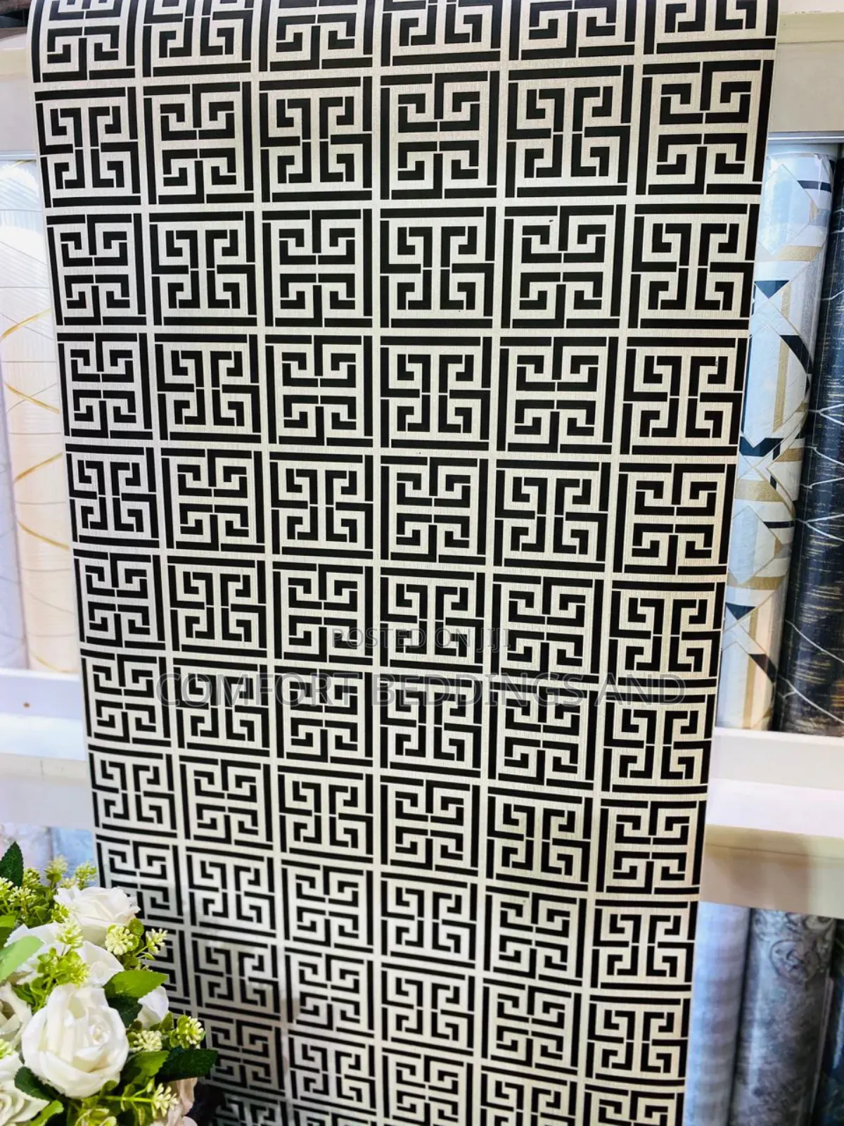 Puzzle Wallpapers Black