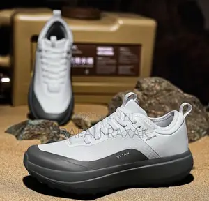 Original White/Grey Svtan Gore-tex Casual Running Sneakers