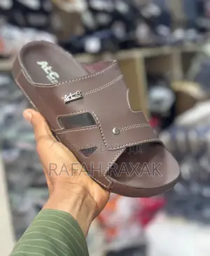 Men’S Classic Coffee Brown Alc Push In Sandals