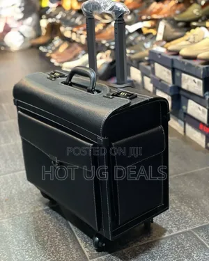 Pilot Travel Suitcase Bag- Black