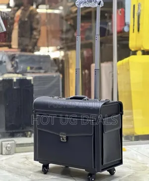 Pilot Travel Suitcase Bag- Black