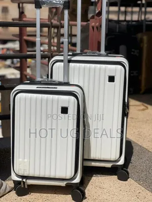 Set Of Two Crown Business Travel Suitcases - Multicolor