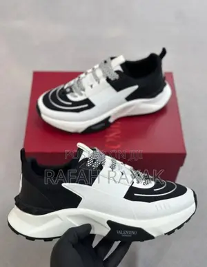 Men’S Black/White Valentino Garavani Luxury Sneakers