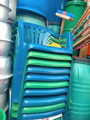 Master Plastic Chairs Master Plastic Chairs