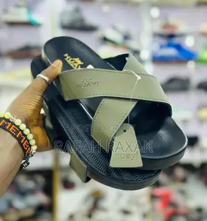 Men’S Classic Green Hauyi Cross Sandals