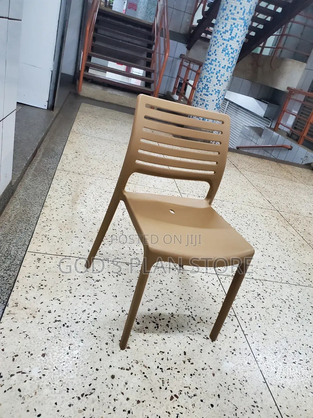 Yz2307 Brown Plastic Chairs