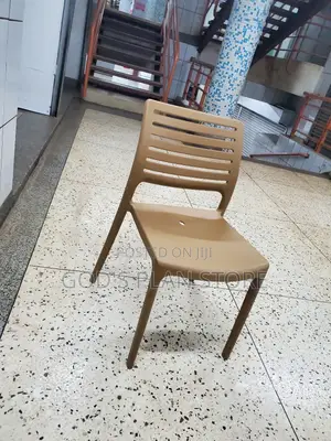 Yz2307 Brown Plastic Chairs