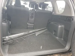 Toyota Vanguard 2012 Black