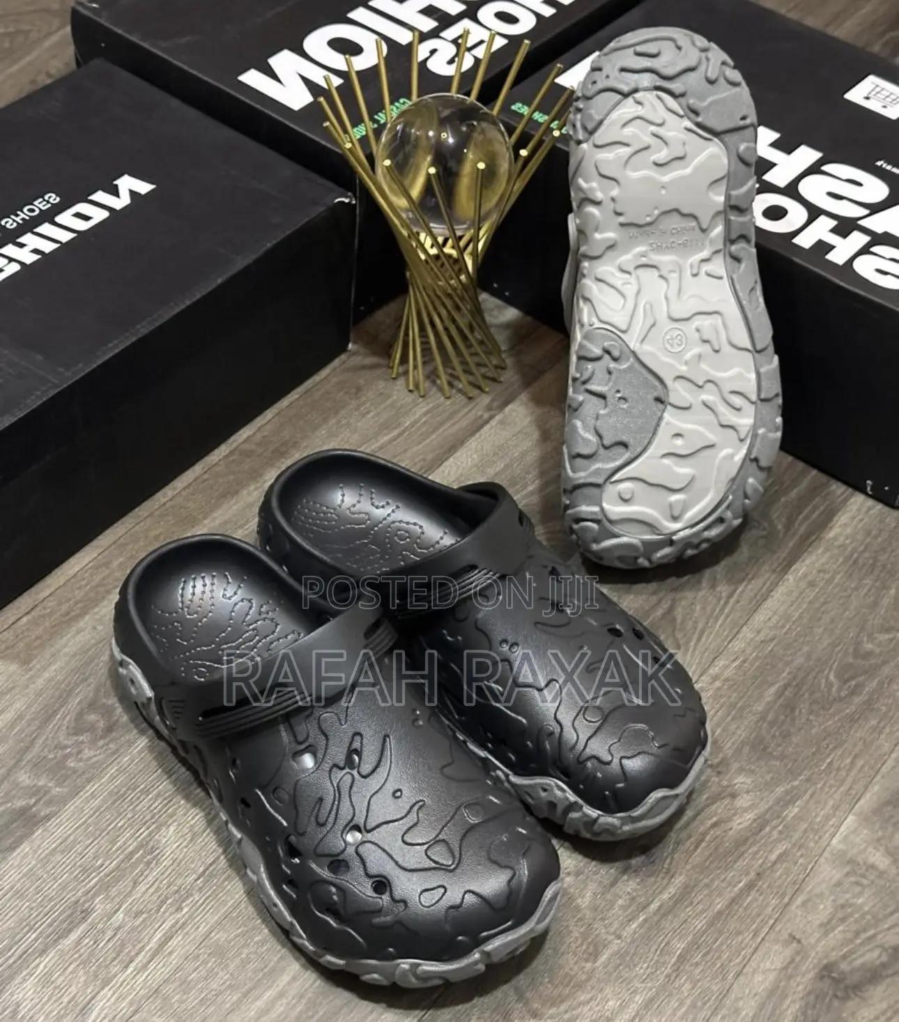 New Classic Black/Grey Rubber Crocs