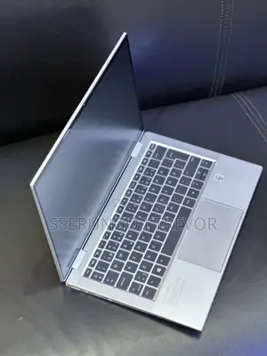 Laptop HP EliteBook 830 G7 16GB Intel Core I5 SSD 256GB