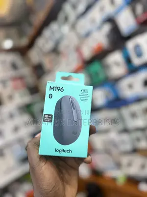 Logitech M196 Bluetooth Mouse