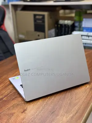 New Laptop Xiaomi Mi Notebook Pro 8GB Intel Core I7 SSD 512GB