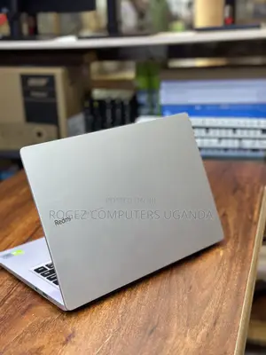 New Laptop Xiaomi Mi Notebook Pro 8GB Intel Core I7 SSD 512GB