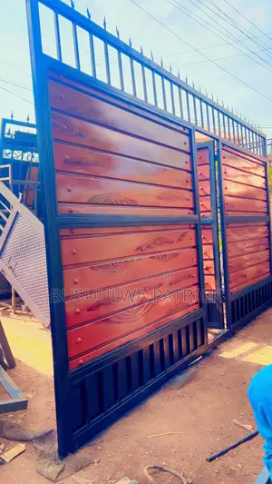 Wooden Sling Gate