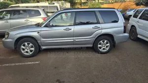 Subaru Forester 2004 Silver
