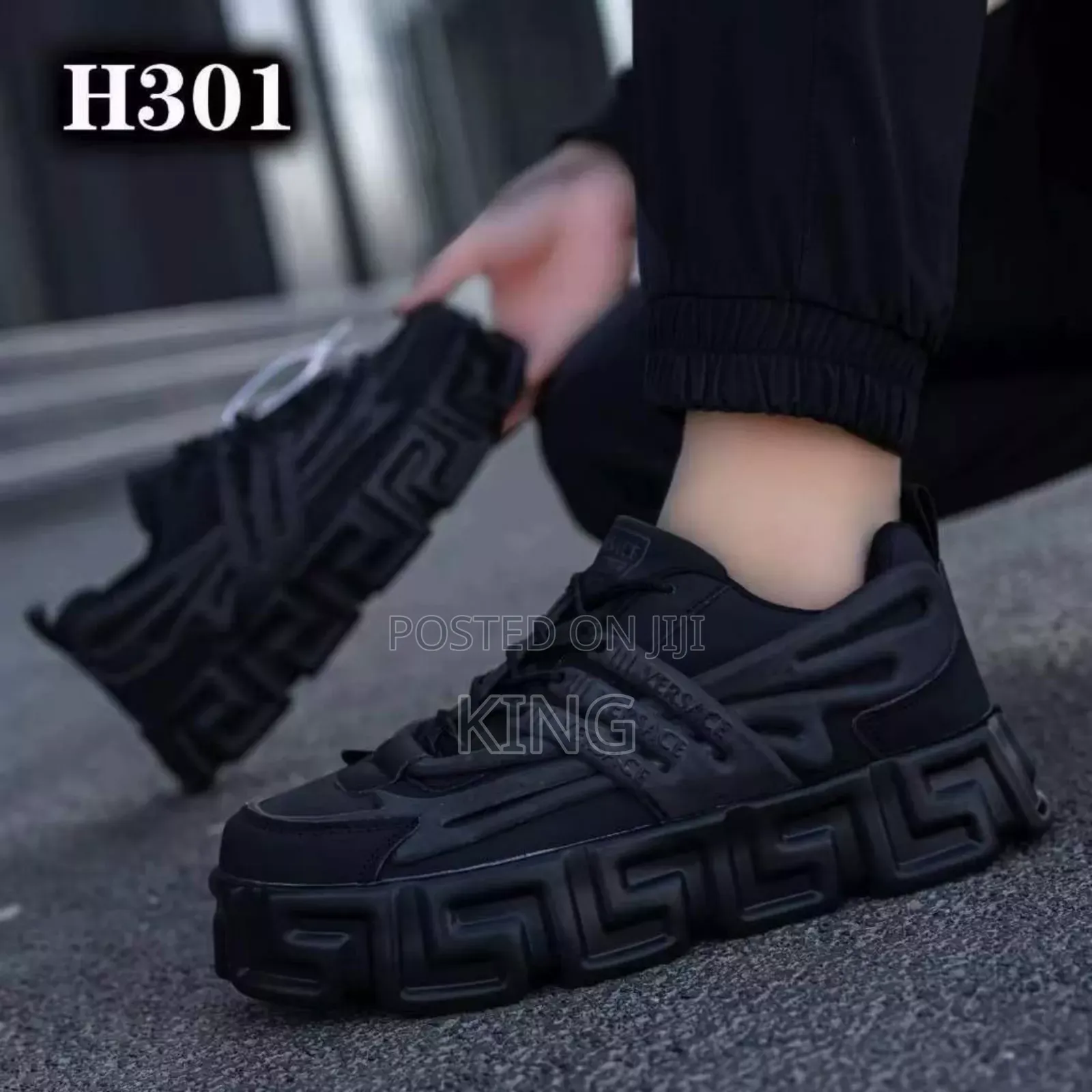 Grand Versace Sneakers Versace